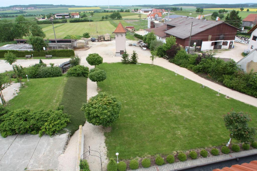 Landhotel Zur Kanne Neresheim ภายนอก รูปภาพ